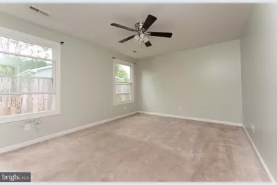 408 S Brooks Drive, Fredericksburg, VA 22408 - Photo 9