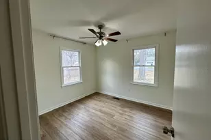 310 Azalia Dr, Fredericksburg, VA 22408 - Photo 11