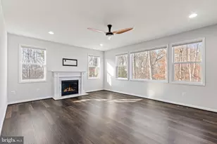 10602 Springvale Ln, Spotsylvania, VA 22551 - Photo 5