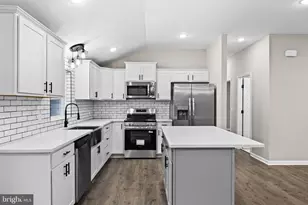 8611 Engleman Ln, Spotsylvania, VA 22551 - Photo 13