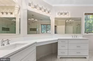 13801 Hunting Run Dr, Fredericksburg, VA 22407 - Photo 11