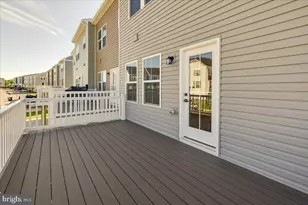 9390 Tanfield Dr, Fredericksburg, VA 22408 - Photo 17