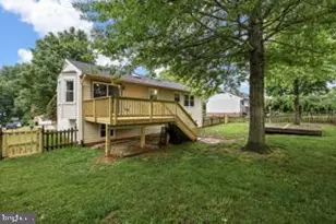 5065 Tara Dr, Fredericksburg, VA 22407 - Photo 3
