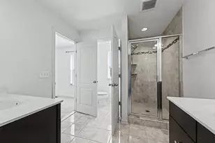 1428 Hudgins Farm Cir, Fredericksburg, VA 22408 - Photo 17