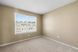 1428 Hudgins Farm Cir, Fredericksburg, VA 22408 - Photo 19