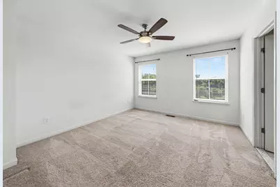 1428 Hudgins Farm Circle, Fredericksburg, VA 22408 - Photo 15