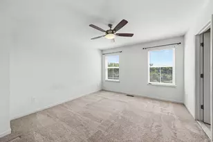 1428 Hudgins Farm Cir, Fredericksburg, VA 22408 - Photo 15
