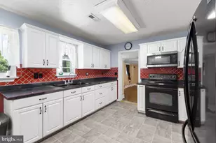 11521 Orange Plank Rd, Locust Grove, VA 22508 - Photo 17