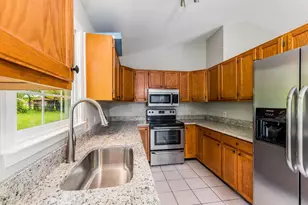11802 Oakdale Ct, Locust Grove, VA 22508 - Photo 5