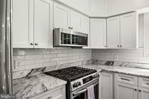 10742 Bridlerein Ct, Spotsylvania, VA 22553 - Photo 7
