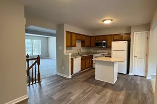 4003 Fountain Bridge Ct, Fredericksburg, VA 22408 - Photo 7