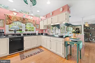 6610 Cardinal Ln, Fredericksburg, VA 22407 - Photo 11