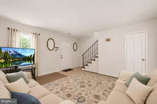 307 Olde Greenwich Dr, Fredericksburg, VA 22408 - Photo 3