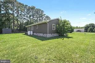 11635 Ashby Dr, Fredericksburg, VA 22407 - Photo 5