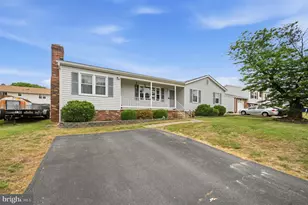 5725 Up-A-Way Dr, Fredericksburg, VA 22407 - Photo 3