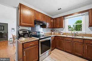 5725 Up-A-Way Dr, Fredericksburg, VA 22407 - Photo 11