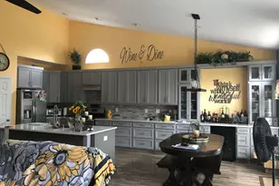 5201 E Philippi Pl, Fredericksburg, VA 22407 - Photo 3