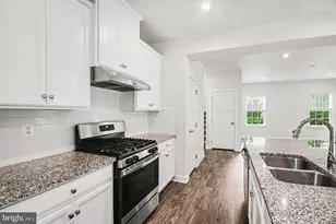 5704 Piney Glade Rd, Fredericksburg, VA 22407 - Photo 7