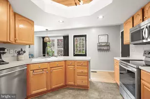 11916 Woodland View Dr, Fredericksburg, VA 22407 - Photo 11