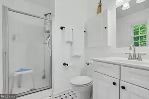 313 Laurel Ave, Fredericksburg, VA 22408 - Photo 11
