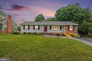 313 Laurel Ave, Fredericksburg, VA 22408 - Photo 1