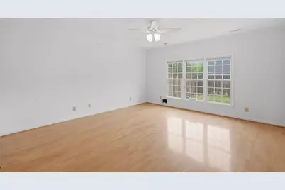 11303 Lynchburg Drive, Fredericksburg, VA 22407 - Photo 9