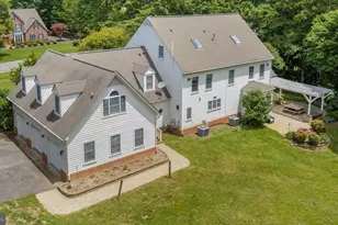 8412 Pathfinders Ct, Spotsylvania, VA 22553 - Photo 9