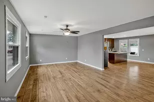 408 S Brooks Dr, Fredericksburg, VA 22408 - Photo 9