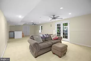 9914 Ashmeade Ct, Fredericksburg, VA 22407 - Photo 41