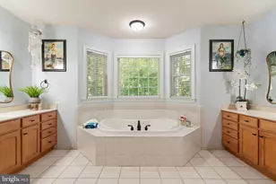 8801 General Couchs Ct, Fredericksburg, VA 22407 - Photo 13