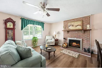 6811 Plantation Forest Drive, Spotsylvania, VA 22553 - Photo 9