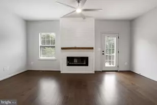 2437 Drake Ln, Fredericksburg, VA 22408 - Photo 3