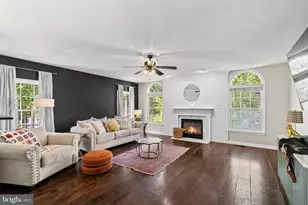 4811 Harvest Glen Ct, Fredericksburg, VA 22408 - Photo 5