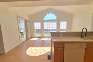 5207 Linden Dr, Fredericksburg, VA 22407 - Photo 9
