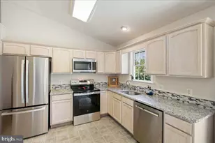 10132 Wallers Rd, Partlow, VA 22534 - Photo 11