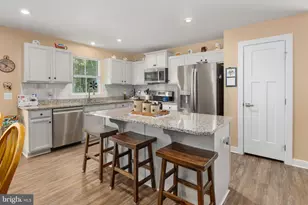 7412 Brentford Ter, Fredericksburg, VA 22407 - Photo 3