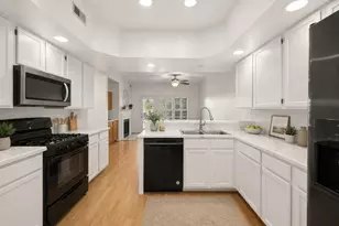 10004 Sandwedge Ct, Fredericksburg, VA 22408 - Photo 3