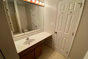 11185 Kensington Pl, Fredericksburg, VA 22407 - Photo 13
