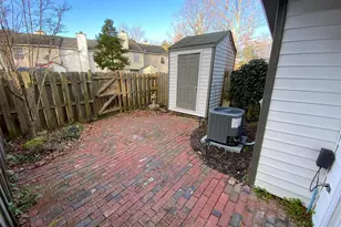 11185 Kensington Pl, Fredericksburg, VA 22407 - Photo 19