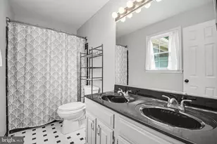 11700 Woodland View Dr, Fredericksburg, VA 22407 - Photo 17