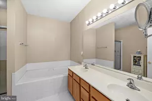 11208 Silversmith Ln, Fredericksburg, VA 22407 - Photo 25