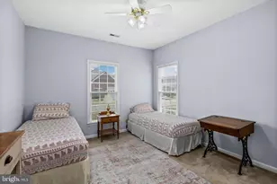 11208 Silversmith Ln, Fredericksburg, VA 22407 - Photo 9