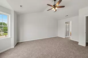 11402 Silverleaf Ln, Fredericksburg, VA 22407 - Photo 11