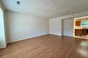 9906 Warwick Pl, Fredericksburg, VA 22408 - Photo 3