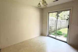 9906 Warwick Pl, Fredericksburg, VA 22408 - Photo 7