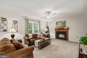 6317 Cranston Ln, Fredericksburg, VA 22407 - Photo 5