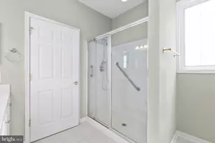 11703 Legacy Woods Dr, Fredericksburg, VA 22407 - Photo 27