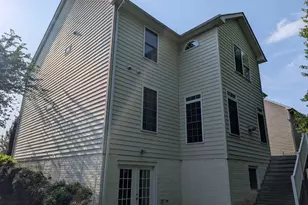 9912 Holland Meadows Ct, Fredericksburg, VA 22408 - Photo 3