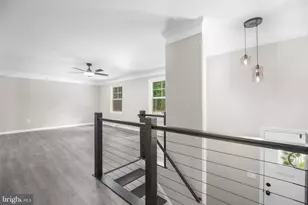 211 Hardwood Ln, Fredericksburg, VA 22408 - Photo 3