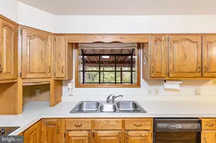 10812 Millridge Ln, Spotsylvania, VA 22553 - Photo 7